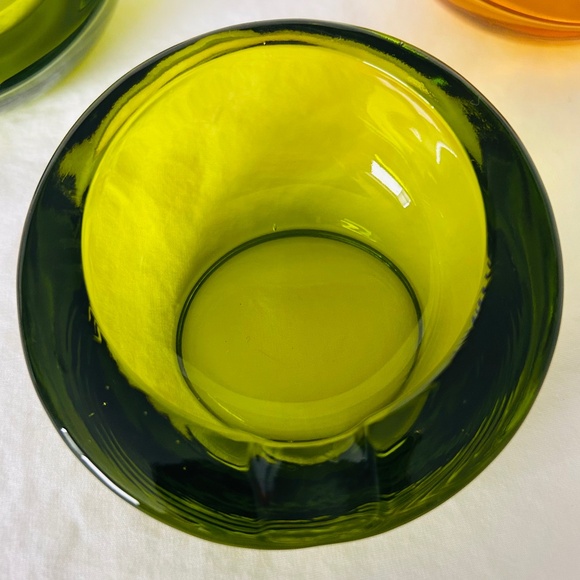 Vintage Viking MCM Personal Ashtrays With Single Rest (Green and Amber) - Picture 4 of 7